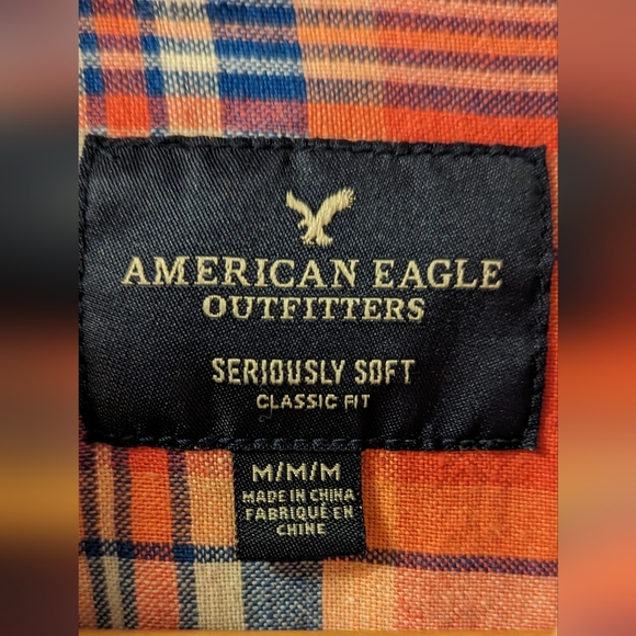 American Eagle linen blend button down - Picture 3 of 5